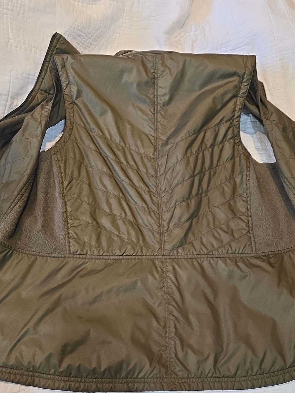 Columbia Olive Green Quilted Puffer Vest - Picture 4 of 4
